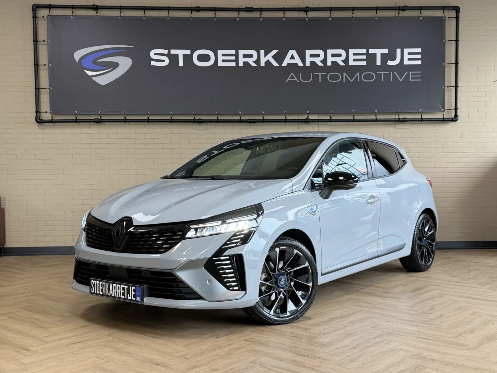 Renault Clio (2023) — foto 1