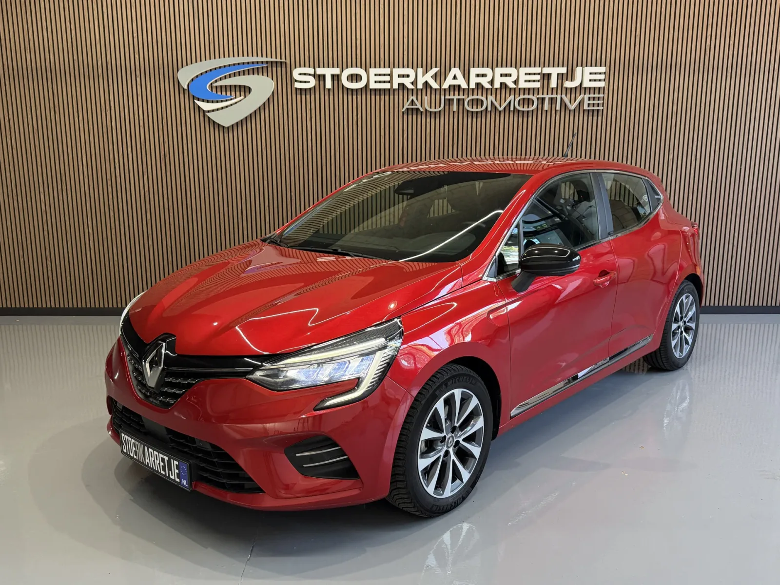 Renault Clio (2021) — foto 1