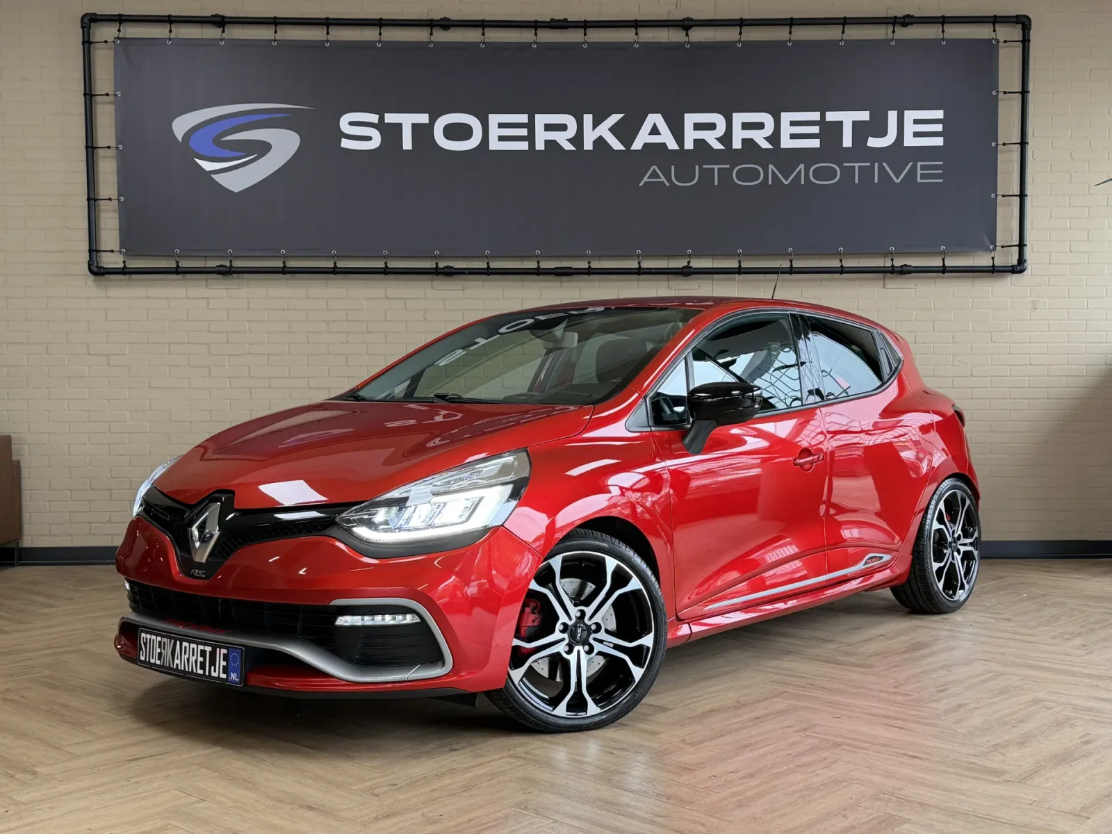 Renault Clio (2015) — foto 1