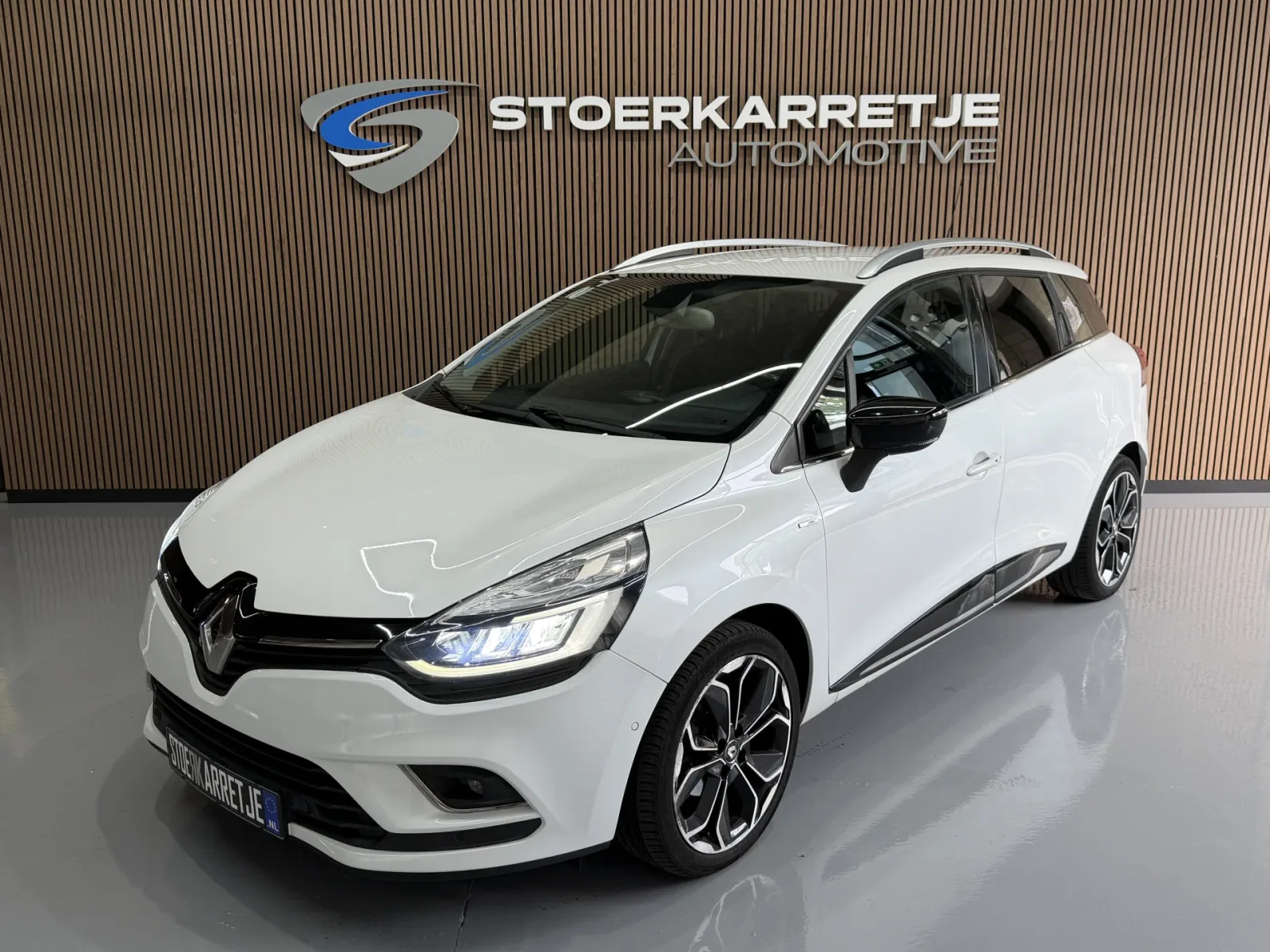 Renault Clio (2018) — foto 1