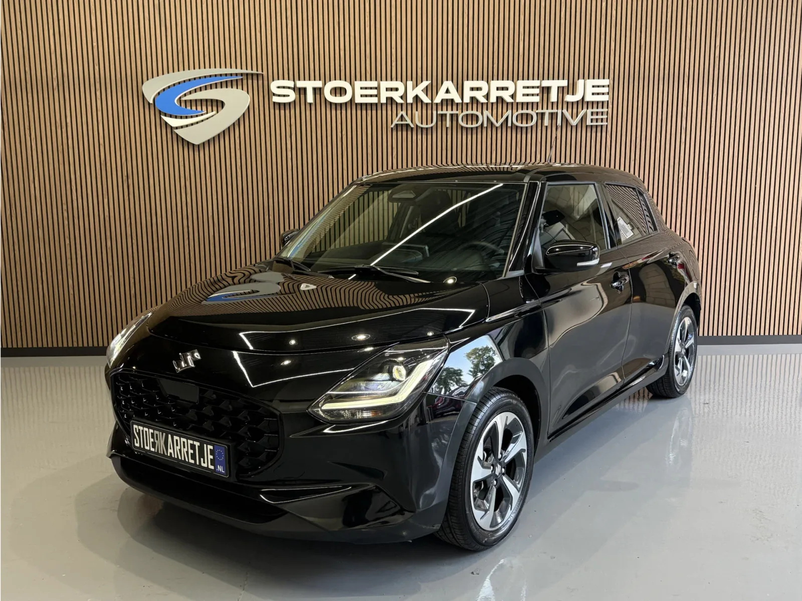 Suzuki Swift (2024) — foto 1