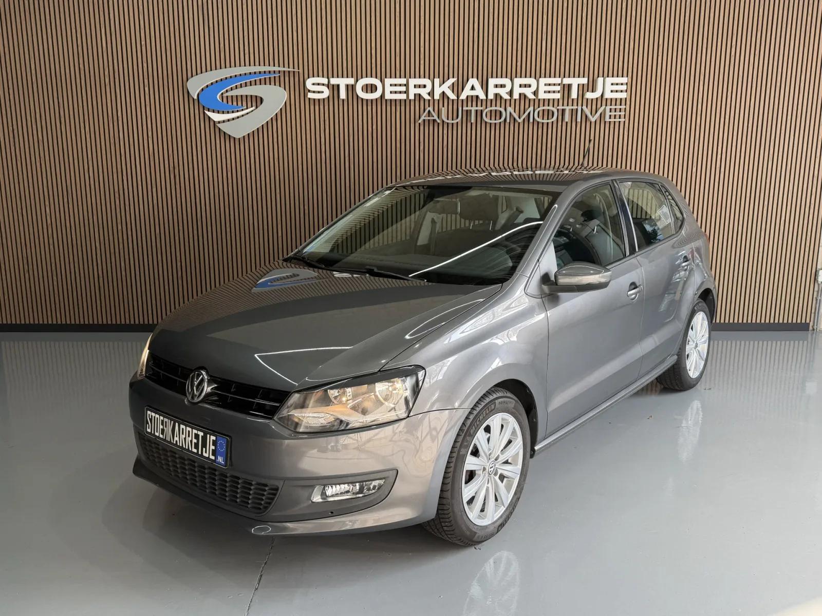Volkswagen Polo (2013) — foto 1