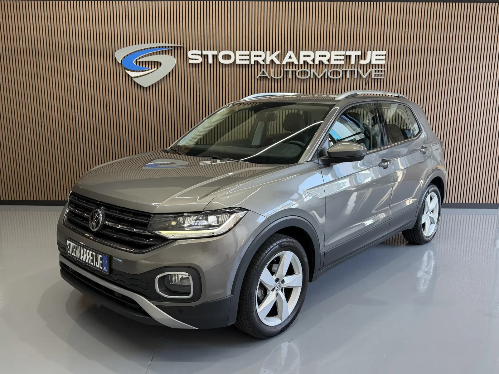 Volkswagen T-Cross (2019) — foto 1
