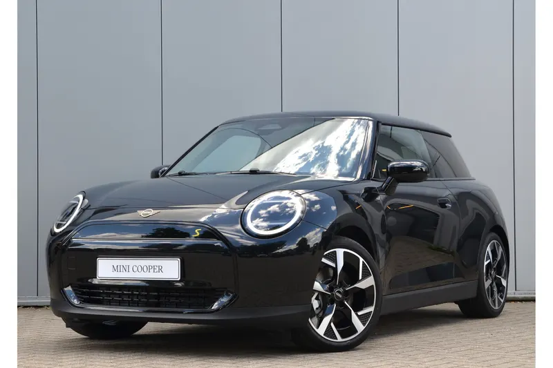 MINI Hatchback (2026)