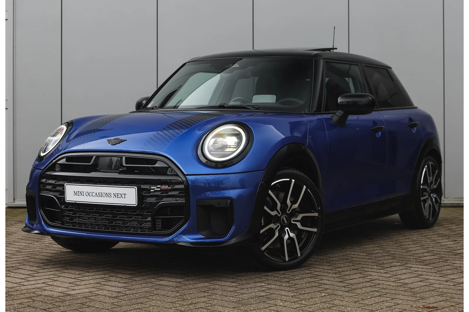 MINI Hatchback (2025) — foto 1