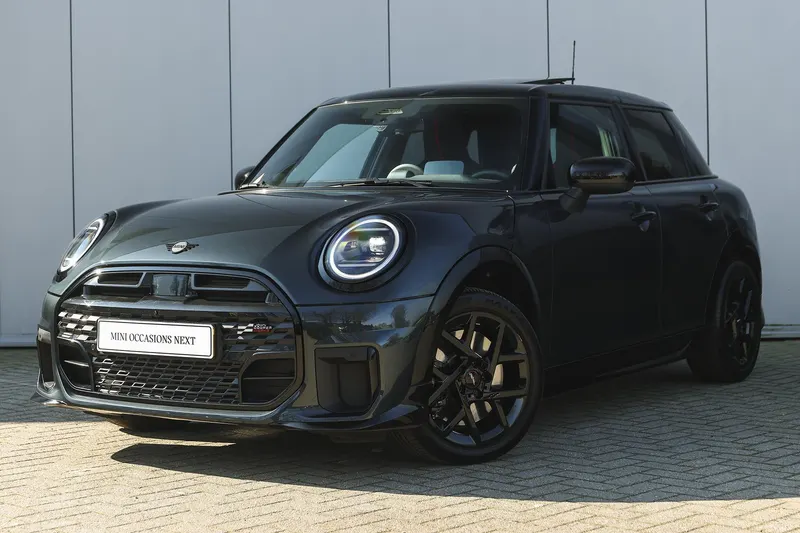 MINI Hatchback (2026)