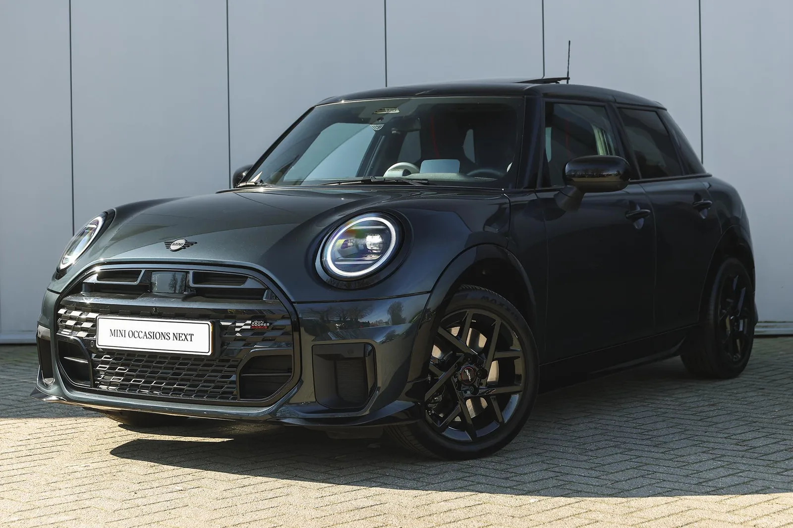MINI Hatchback (2026) — foto 1
