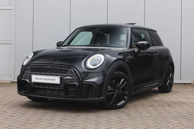 MINI Cooper (2024)