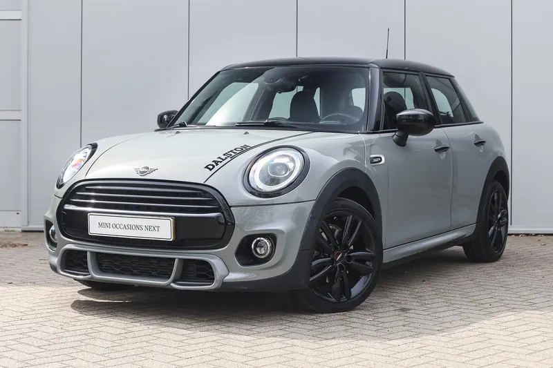 MINI Hatchback (2021)