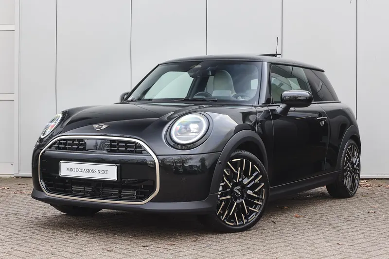 MINI Hatchback (2026)