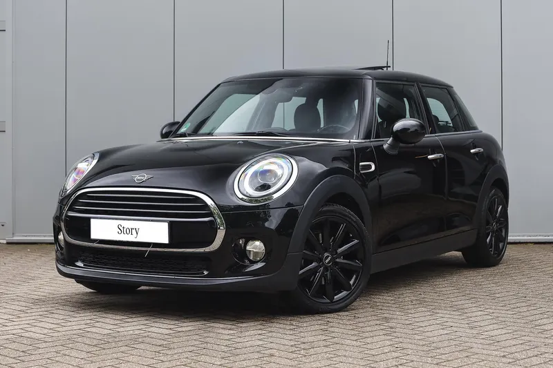 MINI Hatchback (2019)