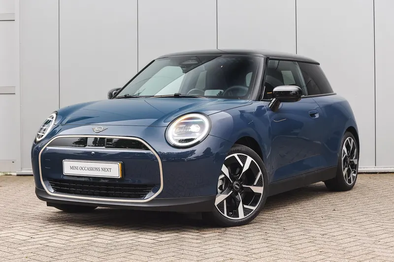 MINI Hatchback (2026)