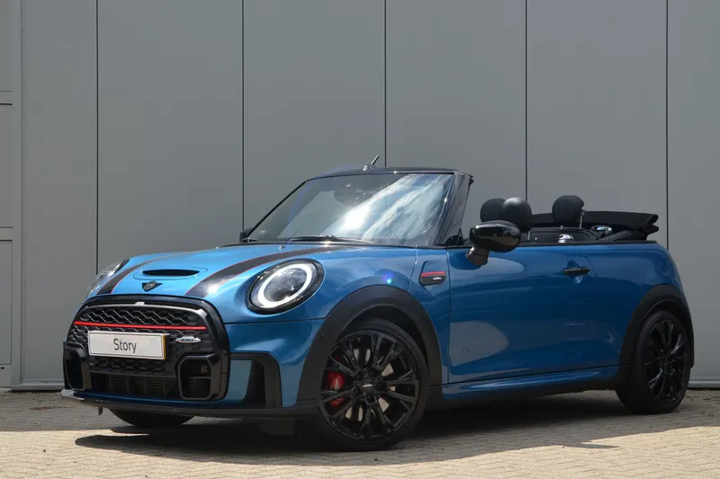MINI Cabrio (2023)