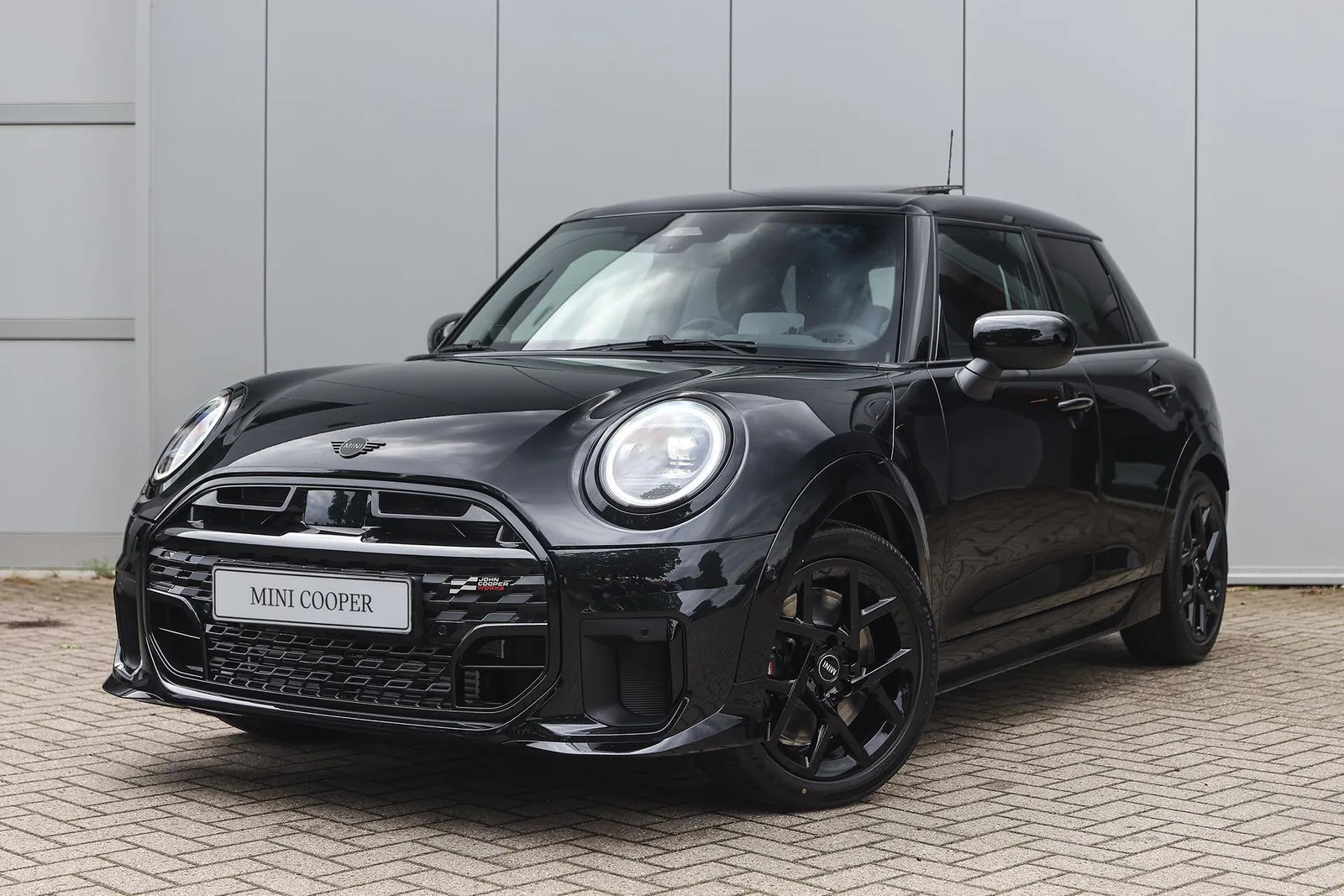 MINI Hatchback (2026) — foto 1