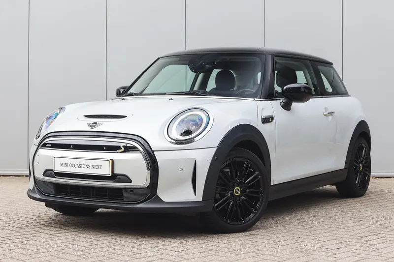 MINI Electric (2022)