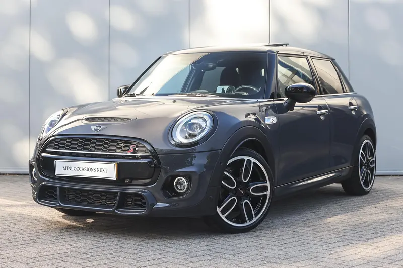 MINI Cooper S (2021)