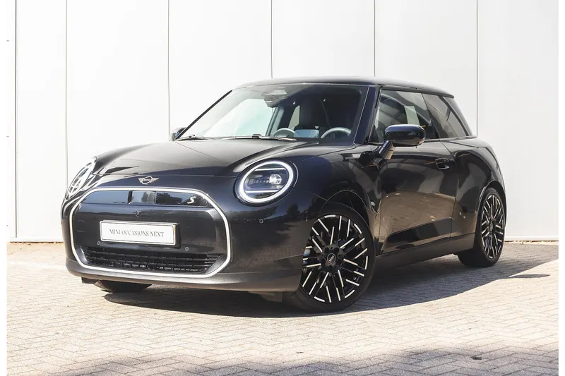 MINI Hatchback (2024)