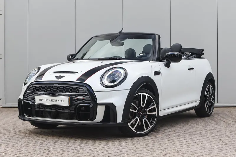 MINI Cabrio (2023)