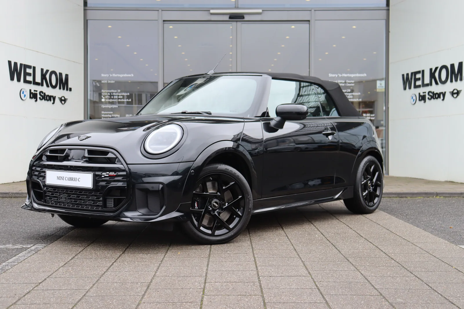 MINI Cabrio (2026) — foto 1