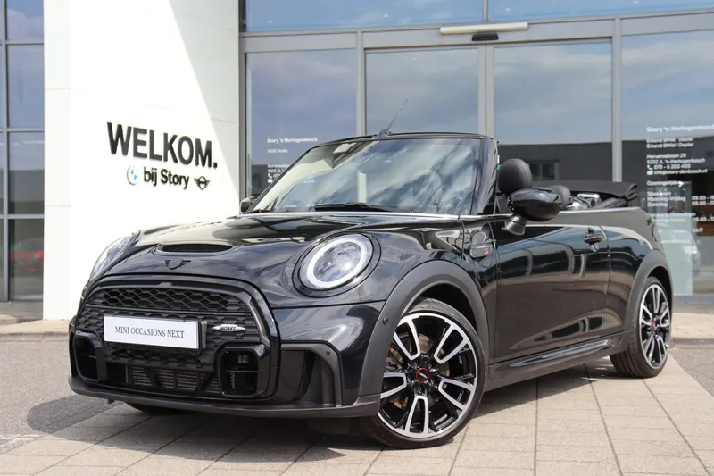 MINI Cabrio (2023)
