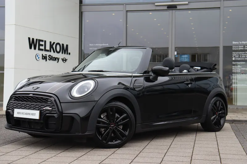 MINI Cabrio (2022)