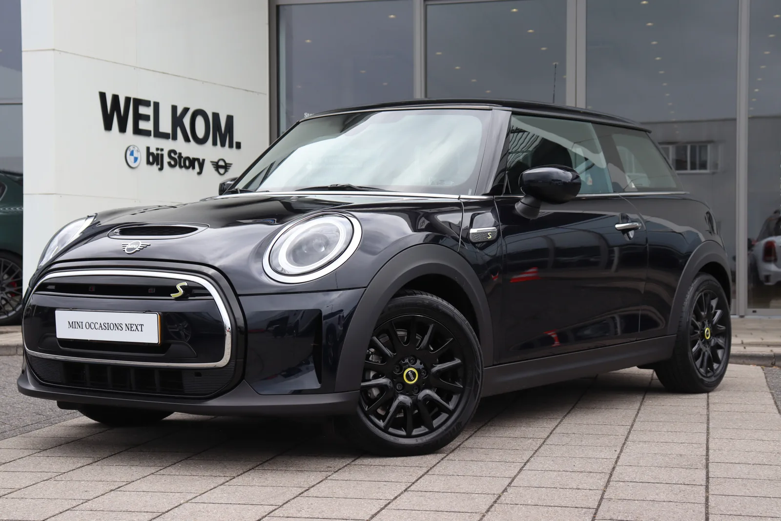 MINI Electric (2022) — foto 1