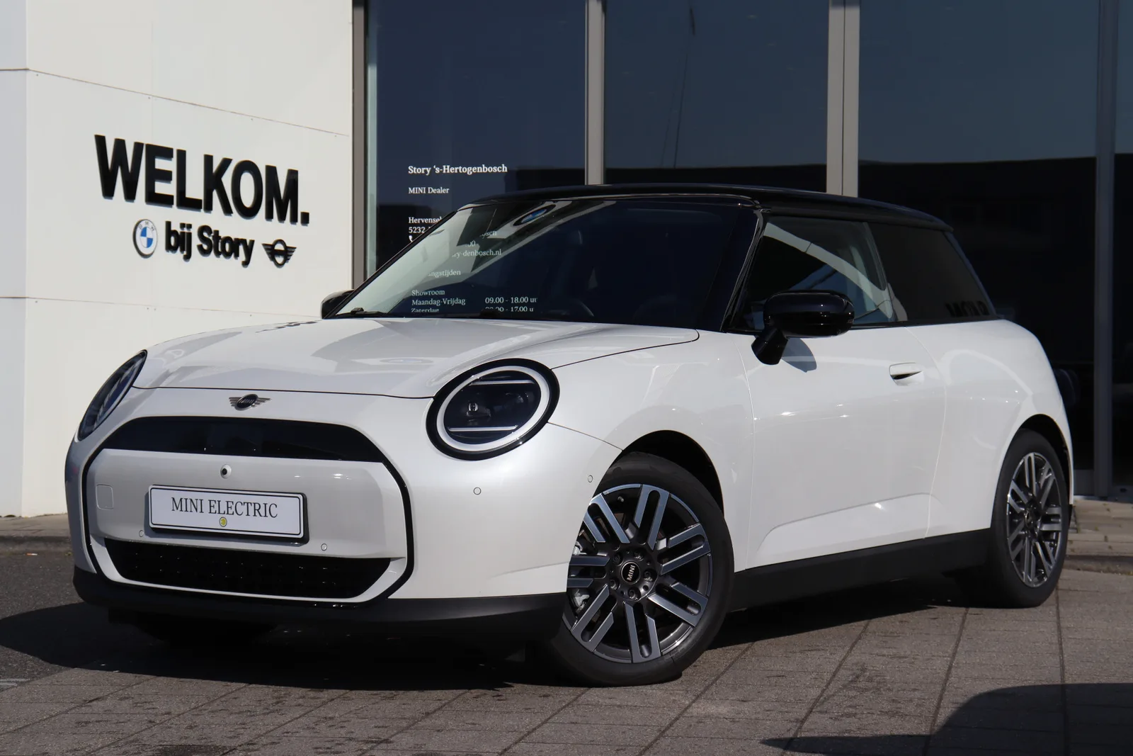 MINI Hatchback (2026) — foto 1