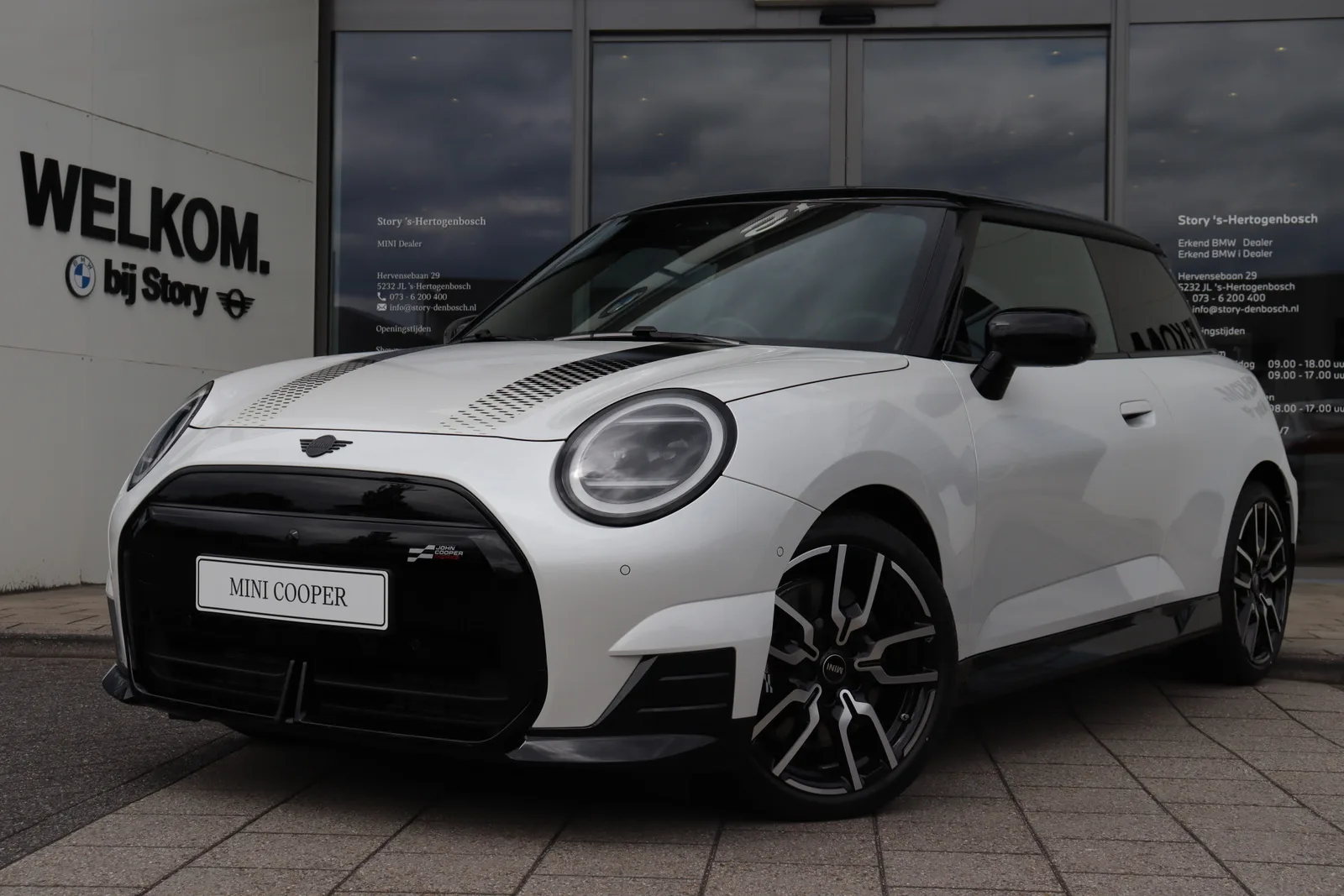 MINI Hatchback (2026) — foto 1