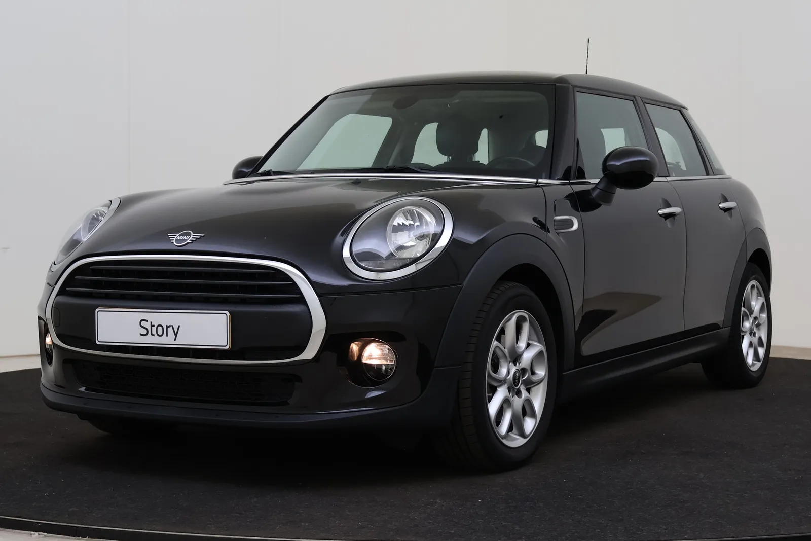 MINI Hatchback (2019) — foto 1