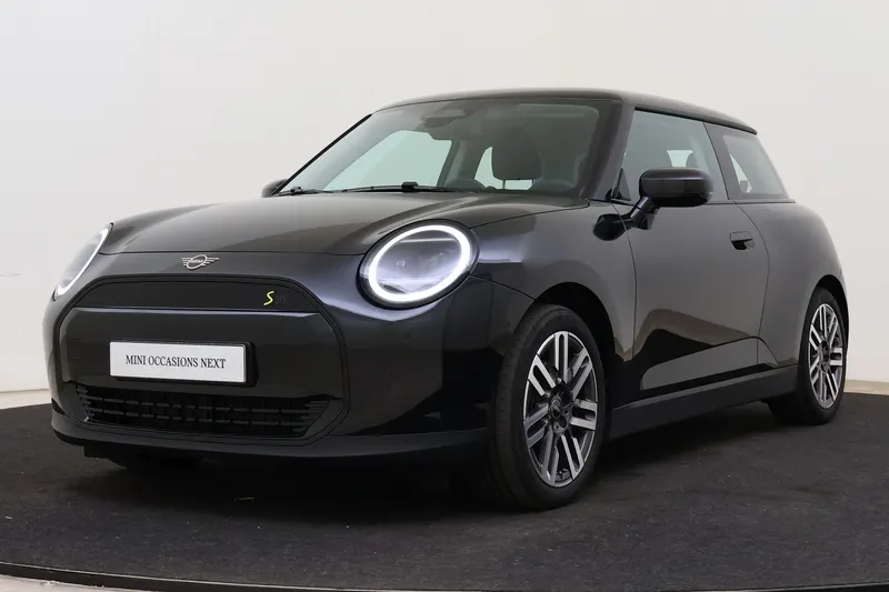MINI Hatchback (2024)