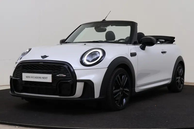 MINI Cabrio (2023)