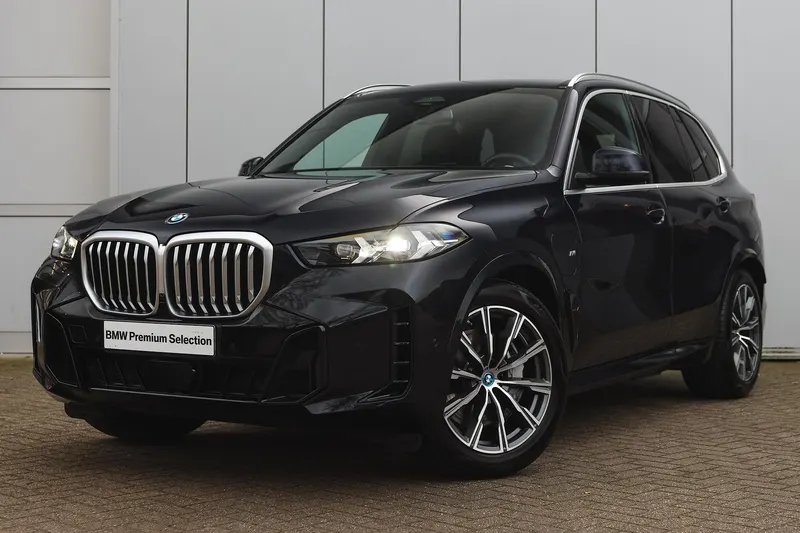 BMW X5 (2024)