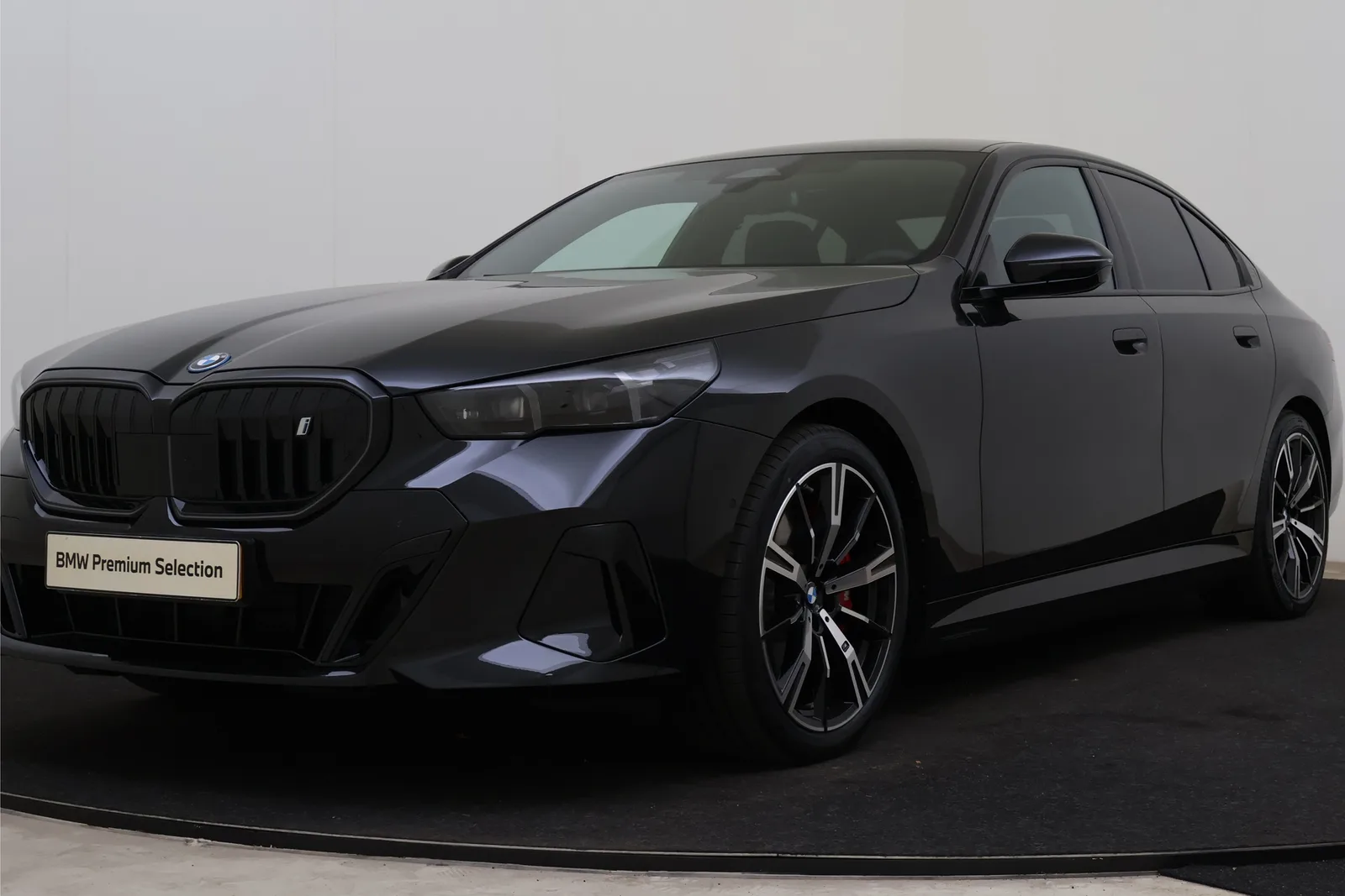BMW i5 (2026) — foto 1