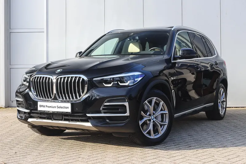 BMW X5 (2022)