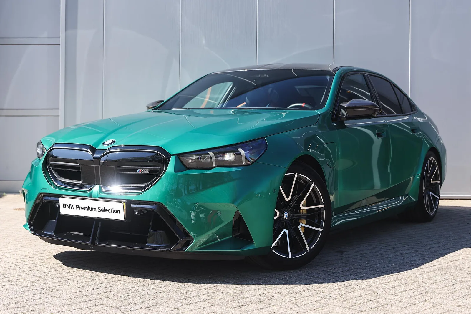 BMW M5 (2025) — foto 1