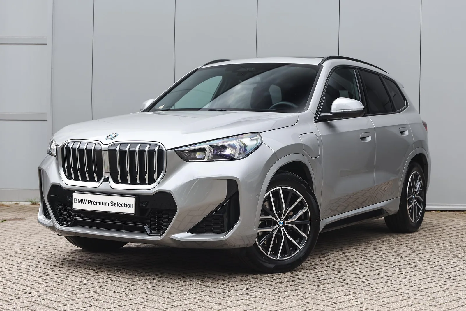 BMW X1 (2025) — foto 1