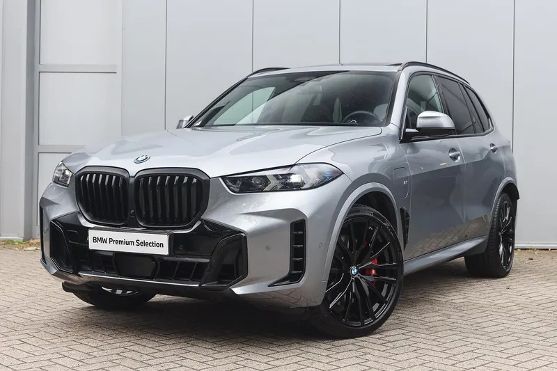 BMW X5 (2025)
