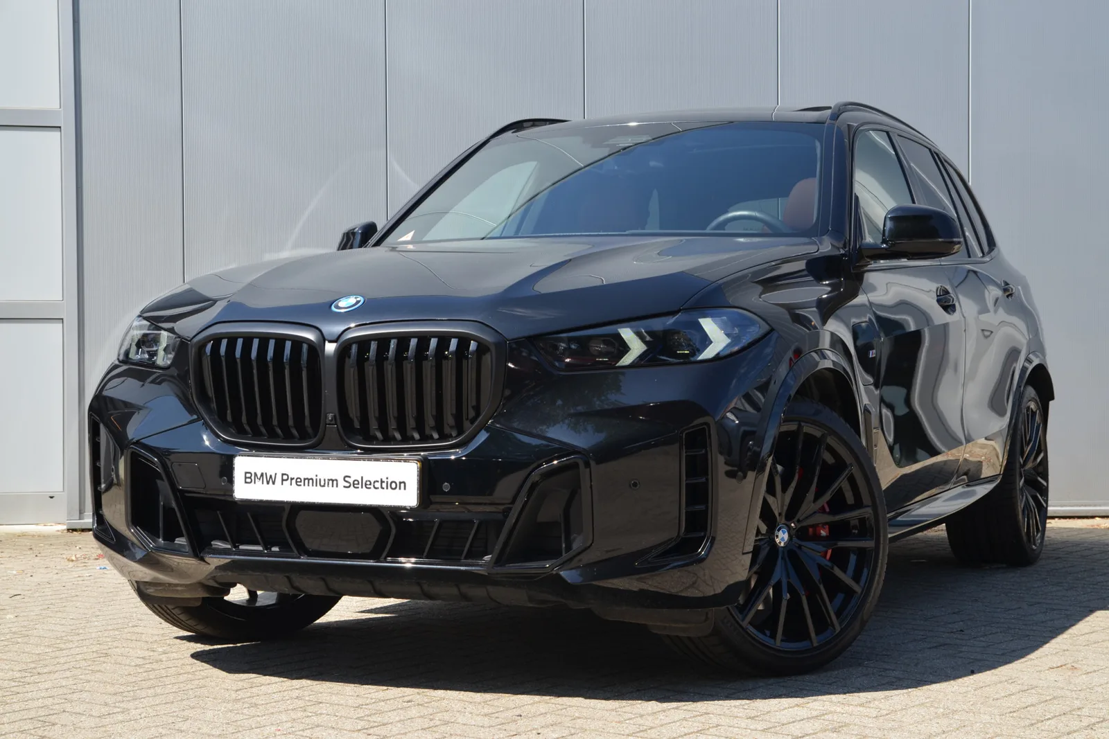 BMW X5 (2025) — foto 1