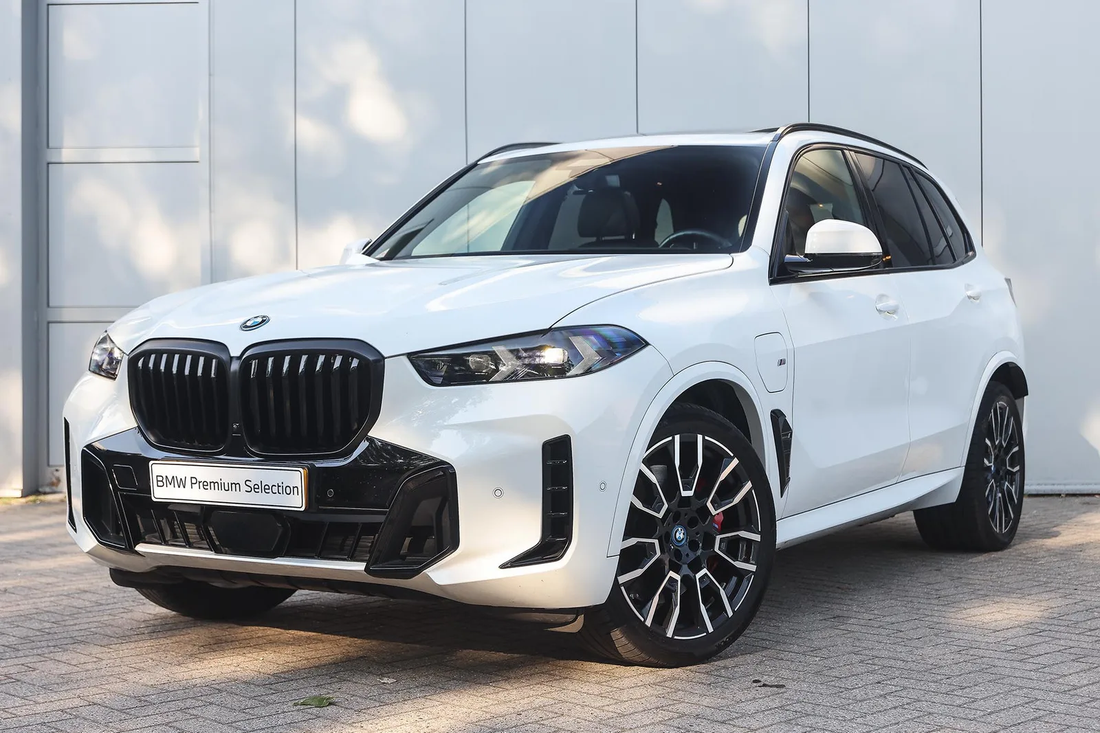 BMW X5 (2023) — foto 1