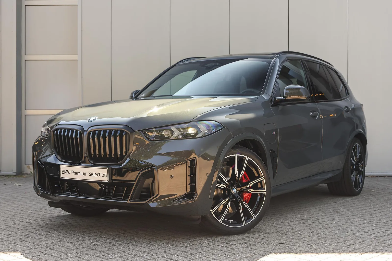BMW X5 (2026) — foto 1