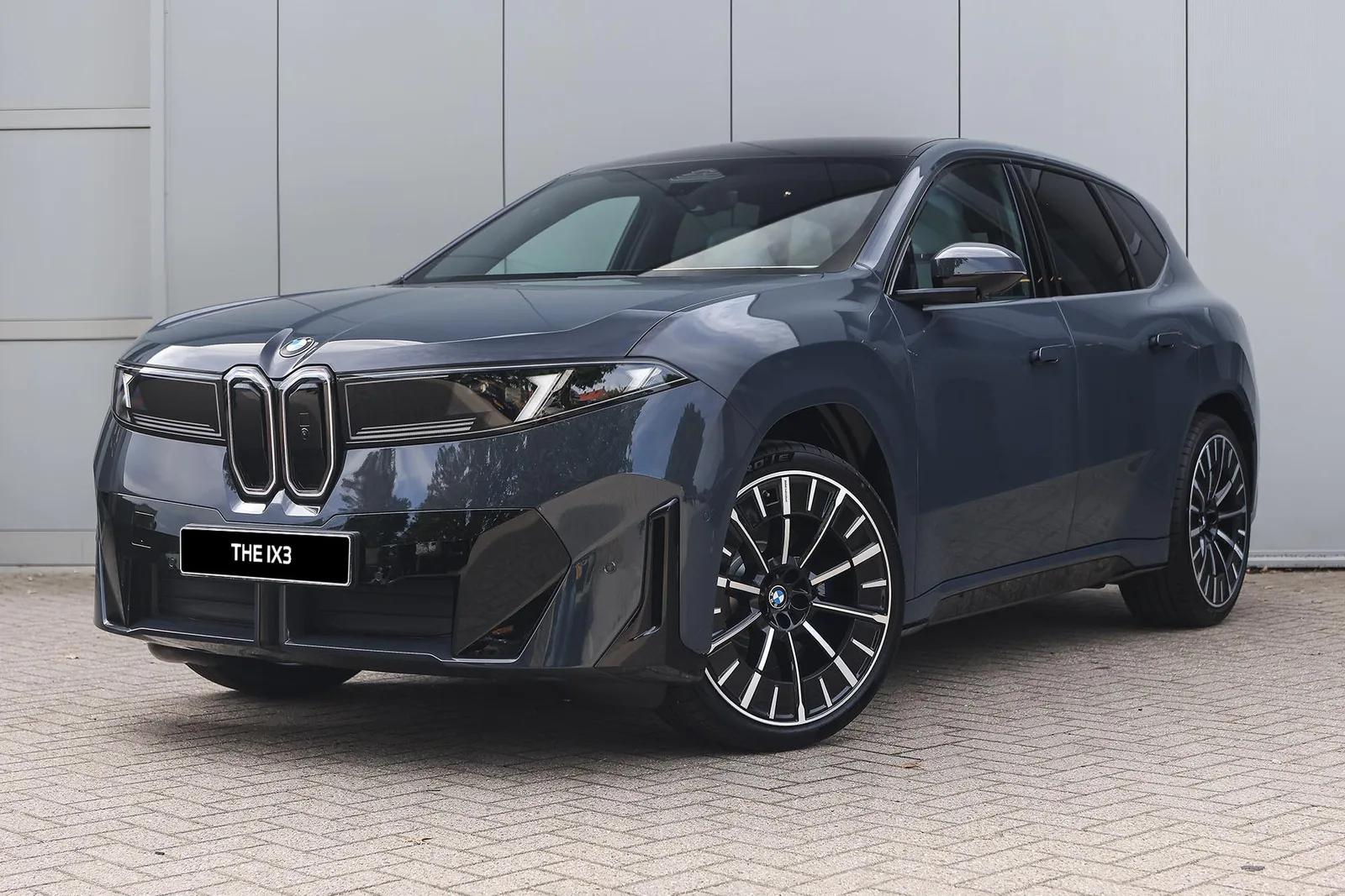 BMW iX3 (2026) — foto 1