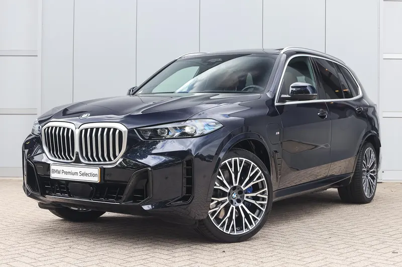 BMW X5 (2025)