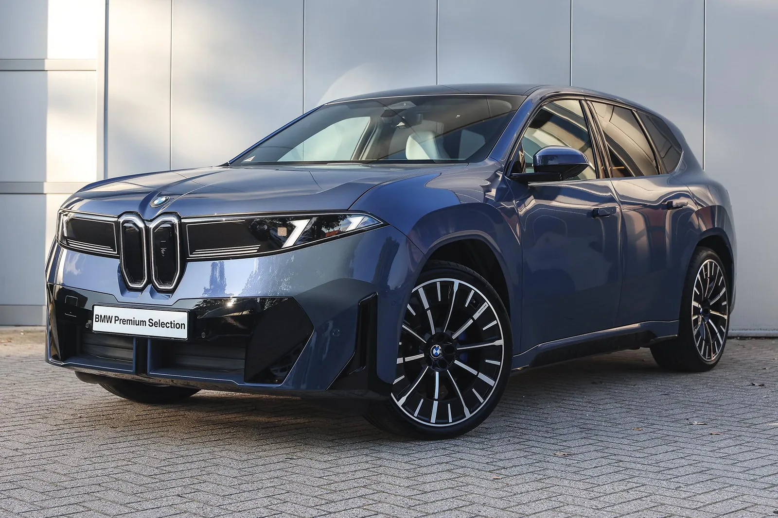 BMW iX3 (2026) — foto 1