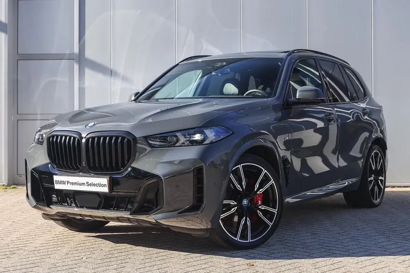 BMW X5 (2024)