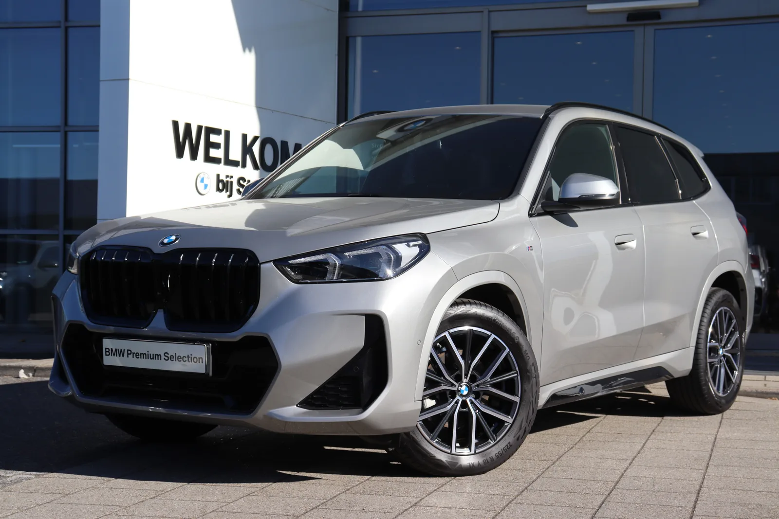 BMW X1 (2025) — foto 1