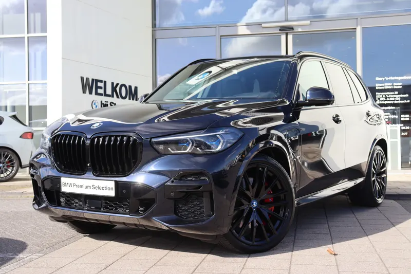BMW X5 (2022)
