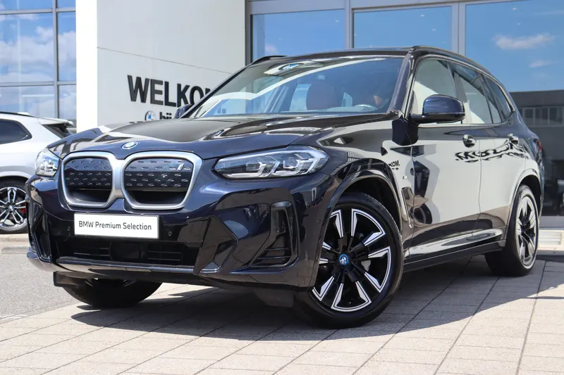 BMW iX3 (2022)
