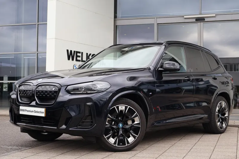 BMW iX3 (2022)