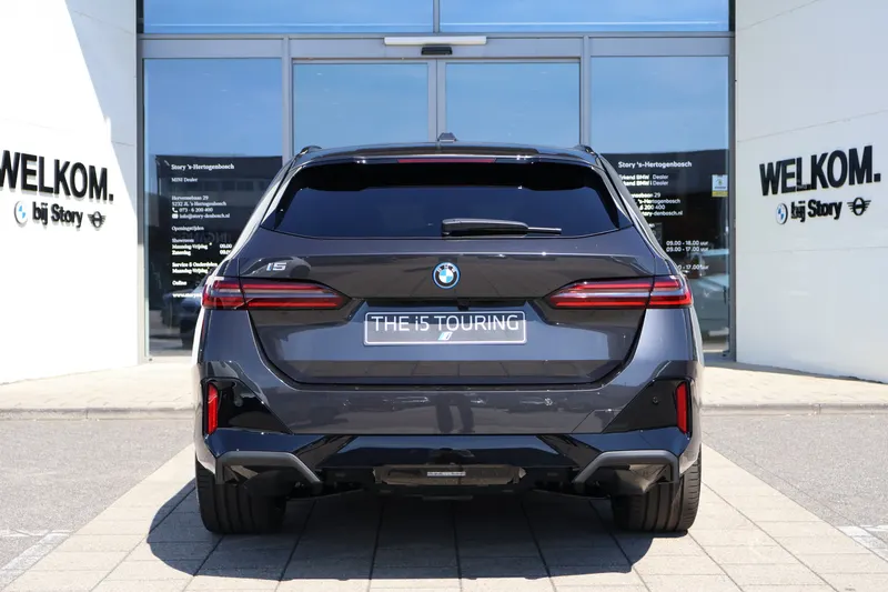 BMW i5 (2026)