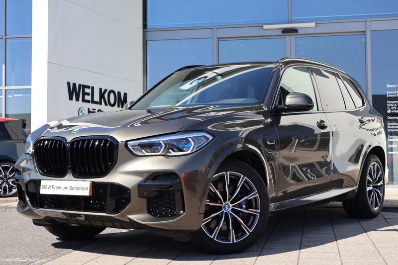 BMW X5 (2022)